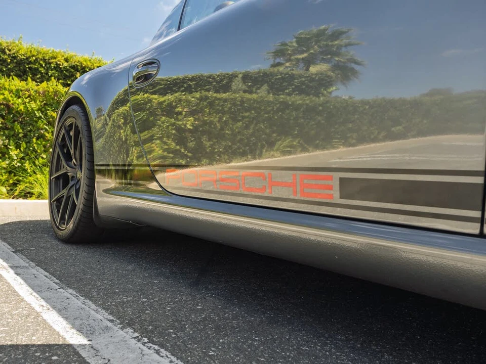 2011 Porsche 997 Carrera - Image 9 of 31