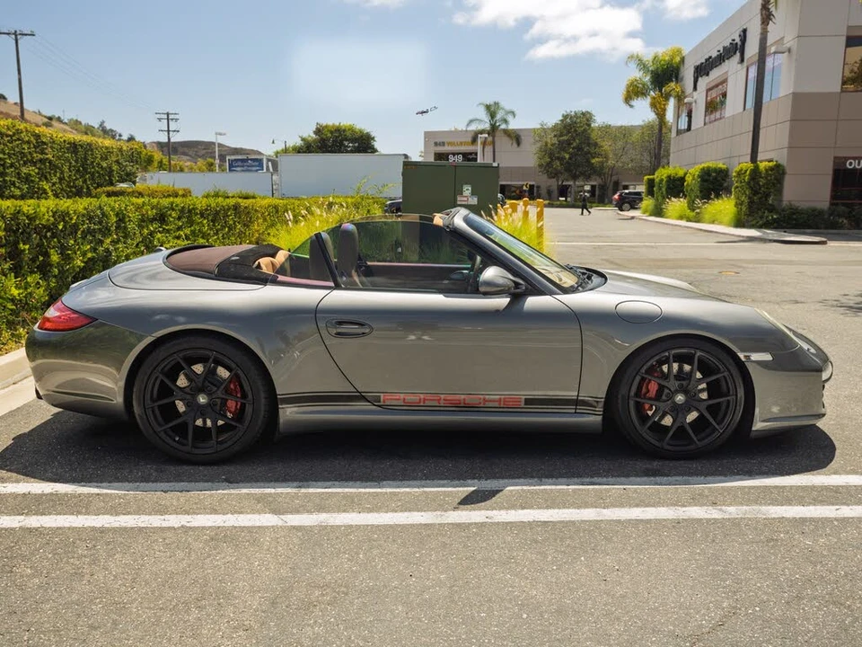 2011 Porsche 997 Carrera - Image 4 of 31