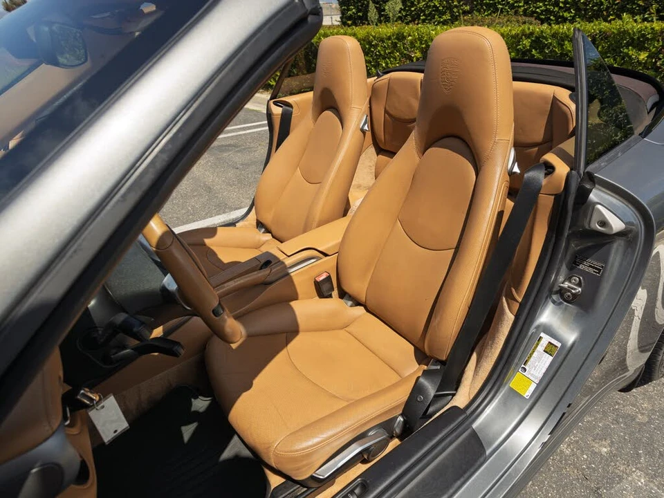 2011 Porsche 997 Carrera - Image 13 of 31