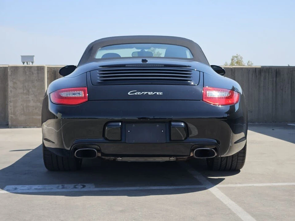 2011 Porsche 997 Carrera - Image 7 of 31