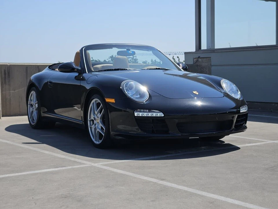 2011 Porsche 997 Carrera - Image 11 of 31