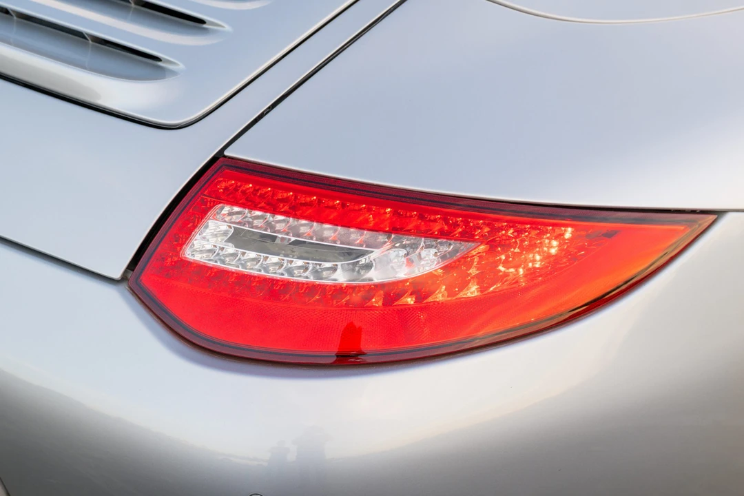 2011 Porsche 997 Carrera - Image 25 of 31