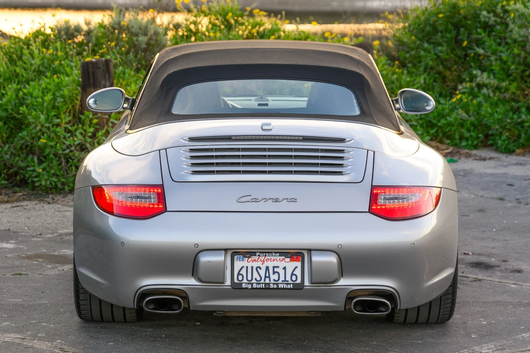 2011 Porsche 997 Carrera - Image 16 of 31