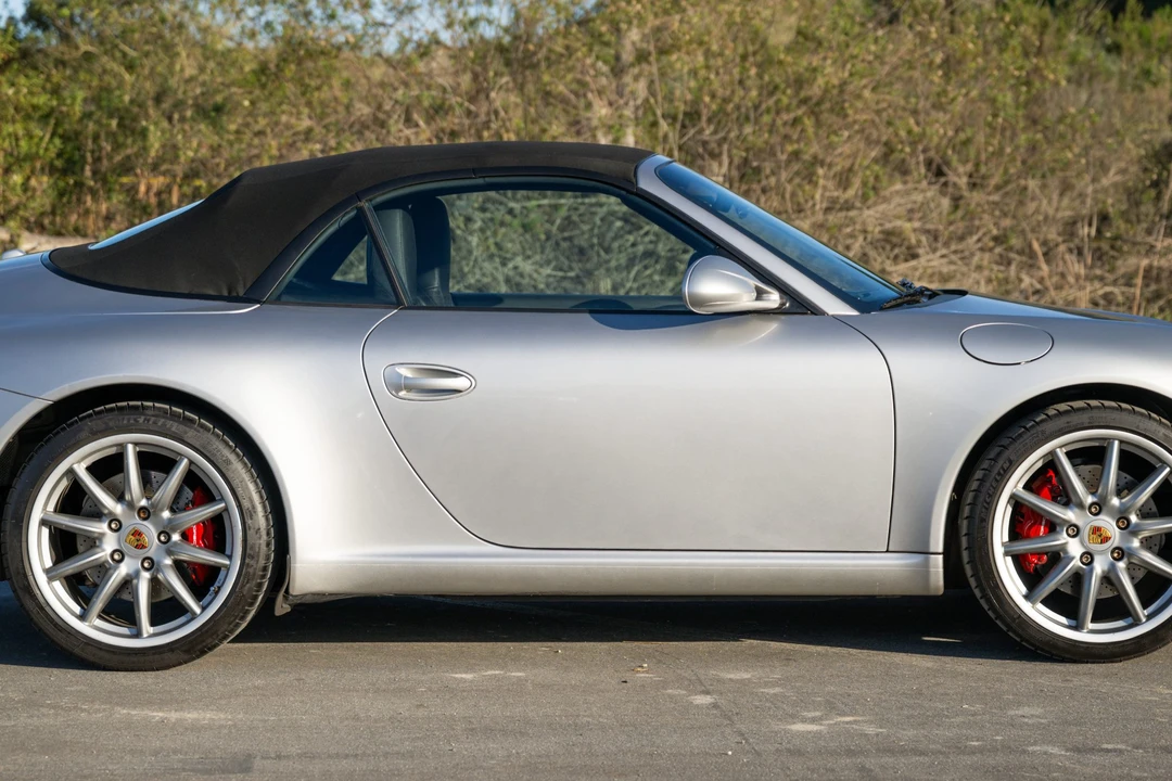 2011 Porsche 997 Carrera - Image 30 of 31