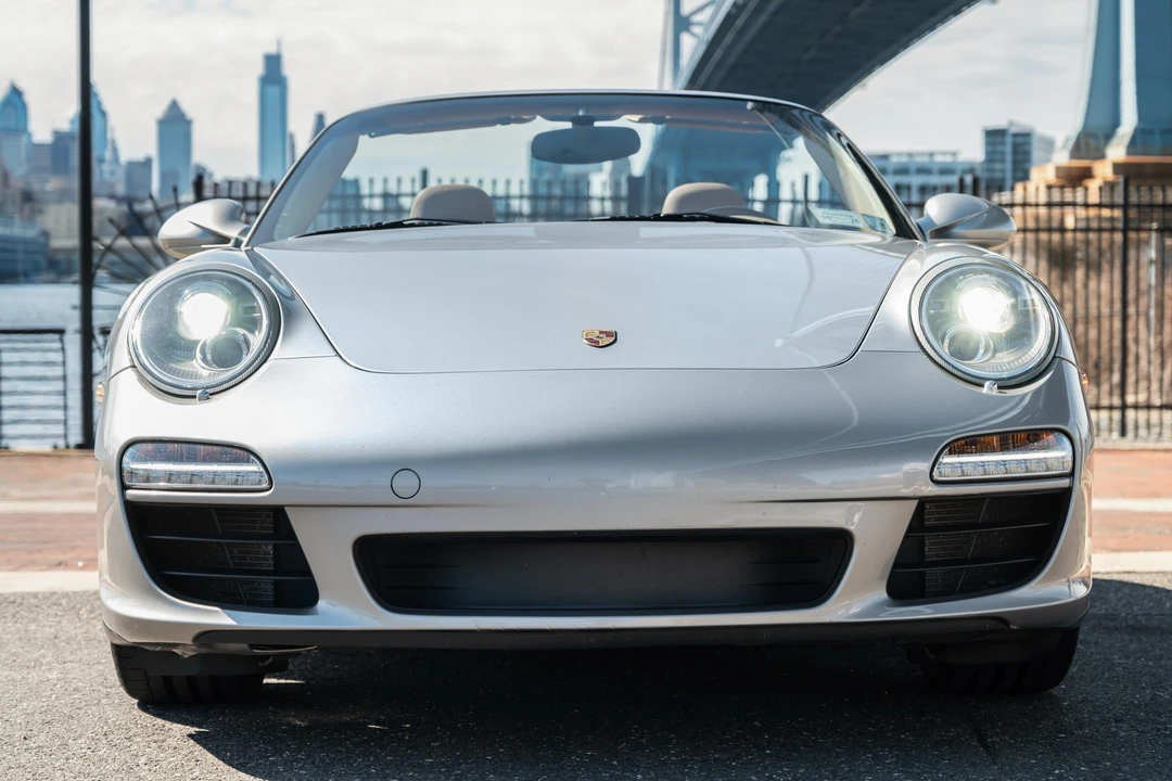 2011 Porsche 997 Carrera - Image 6 of 31