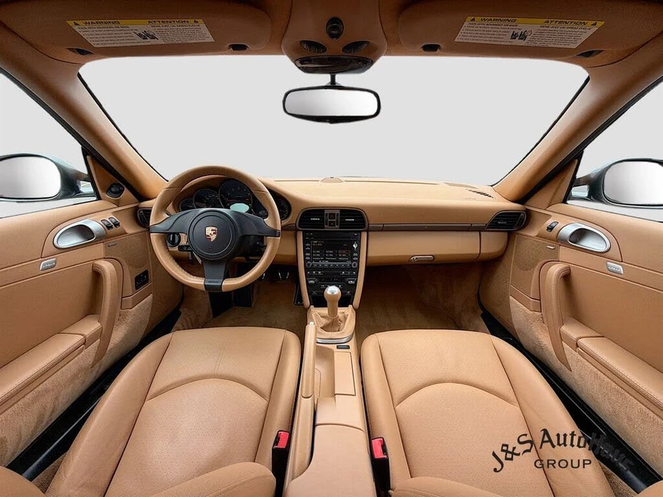 2011 Porsche 997 Carrera - Image 28 of 31