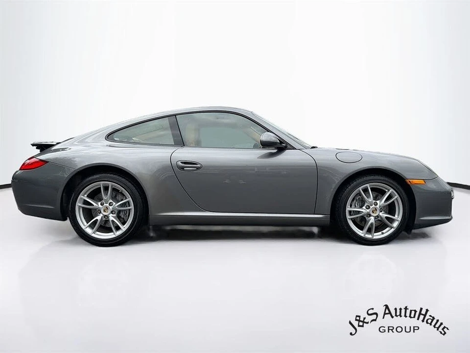 2011 Porsche 997 Carrera - Image 8 of 31