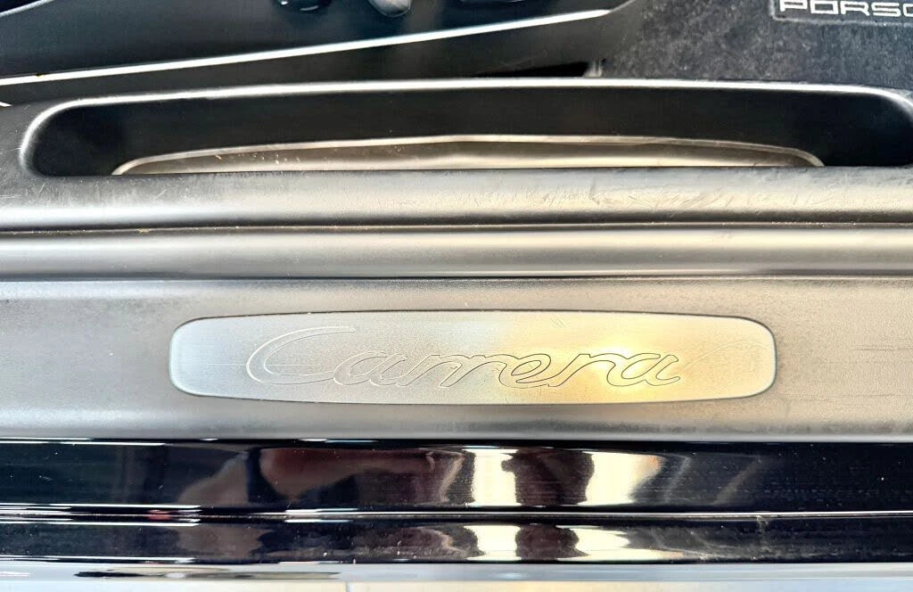 2011 Porsche 997 Carrera - Image 25 of 31