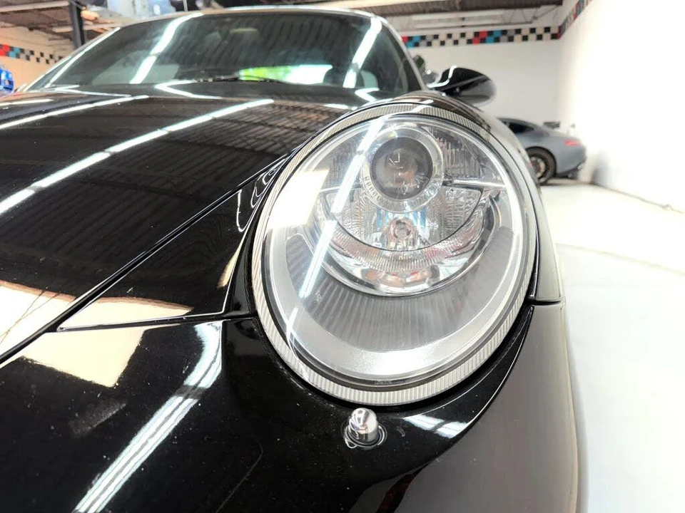 2011 Porsche 997 Carrera - Image 27 of 31