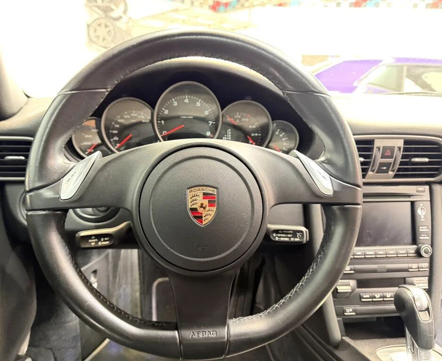 2011 Porsche 997 Carrera - Image 18 of 31