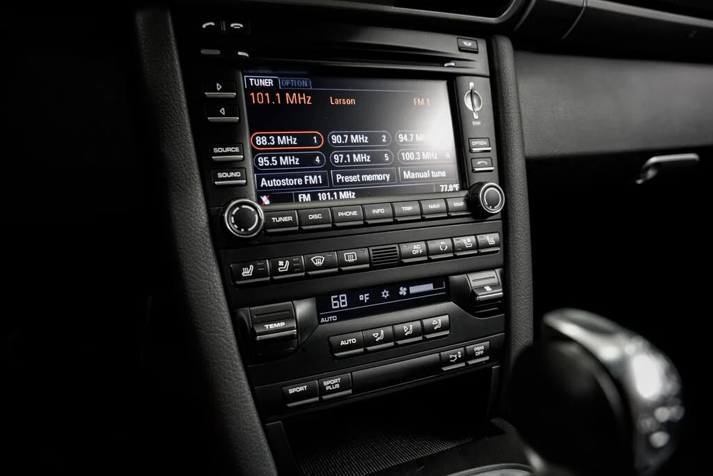 2011 Porsche 997 Carrera - Image 13 of 31