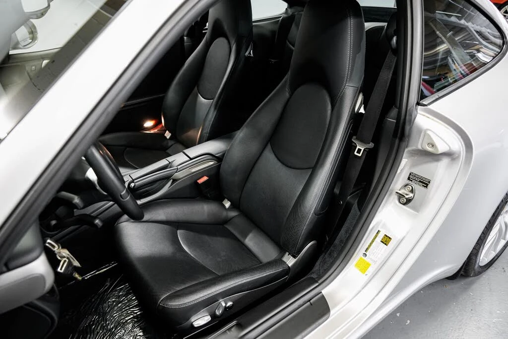 2011 Porsche 997 Carrera - Image 18 of 31