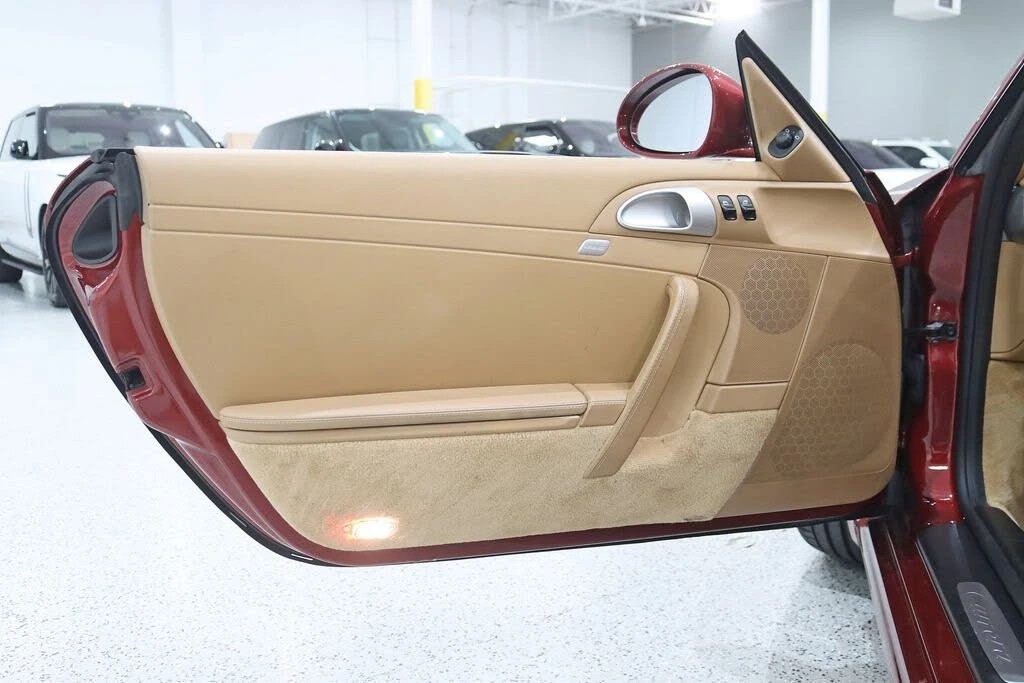 2011 Porsche 997 Carrera - Image 25 of 30