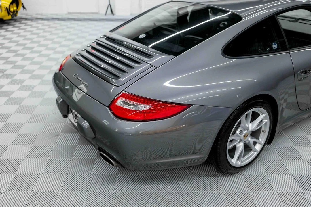 2011 Porsche 997 Carrera - Image 19 of 31