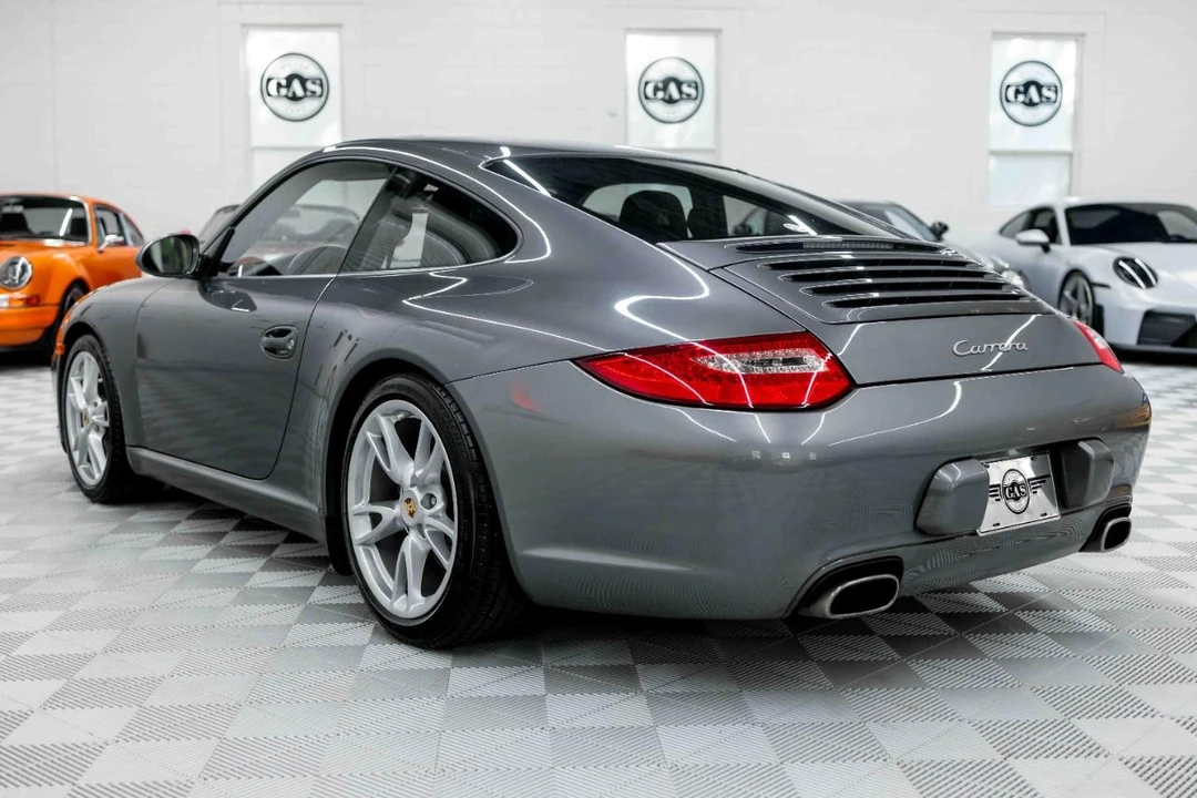 2011 Porsche 997 Carrera - Image 9 of 31