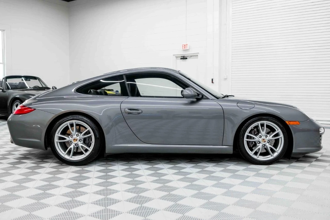 2011 Porsche 997 Carrera - Image 6 of 31