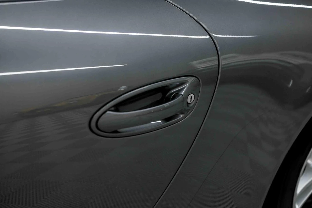 2011 Porsche 997 Carrera - Image 28 of 31