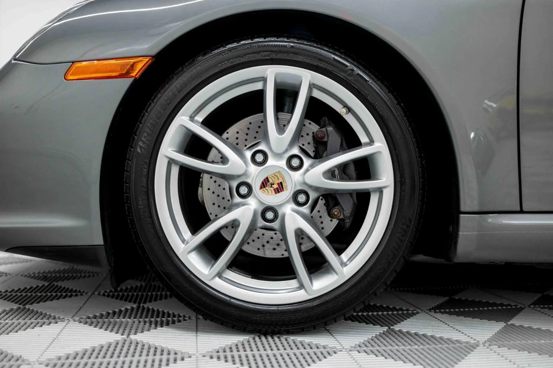 2011 Porsche 997 Carrera - Image 30 of 31