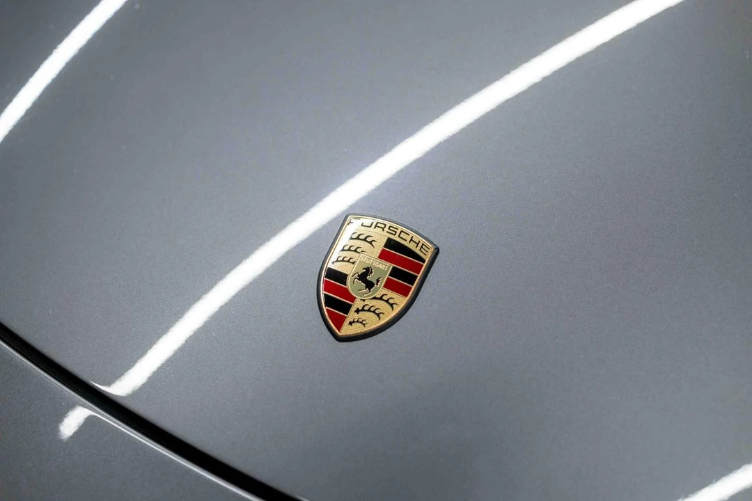 2011 Porsche 997 Carrera - Image 13 of 31