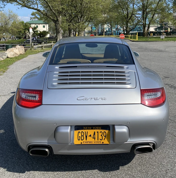 2011 Porsche 997 Carrera - Image 16 of 31