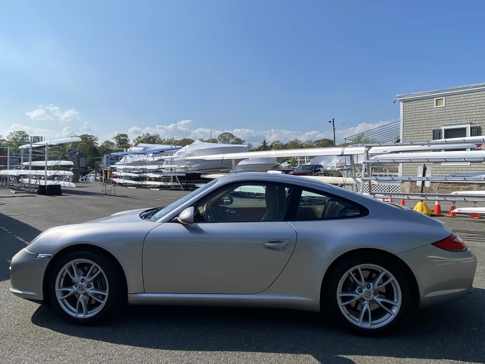 2011 Porsche 997 Carrera - Image 8 of 31