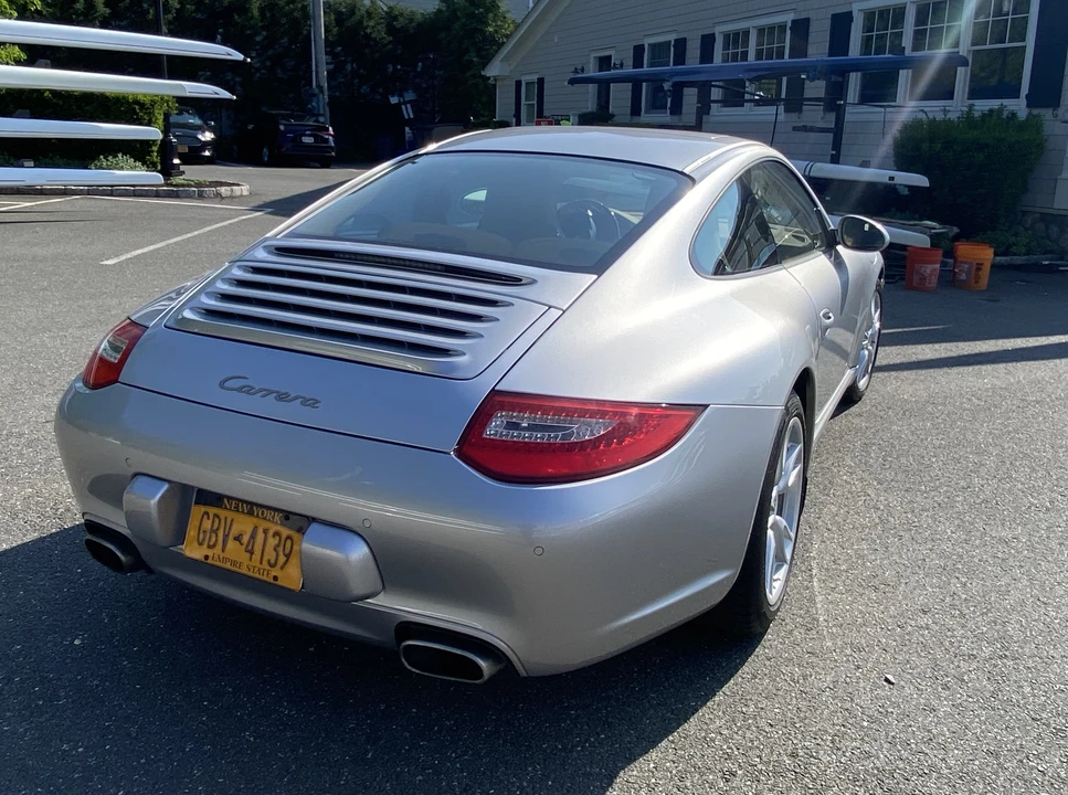 2011 Porsche 997 Carrera - Image 18 of 31