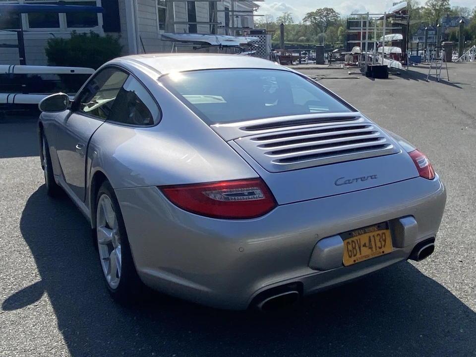 2011 Porsche 997 Carrera - Image 11 of 31