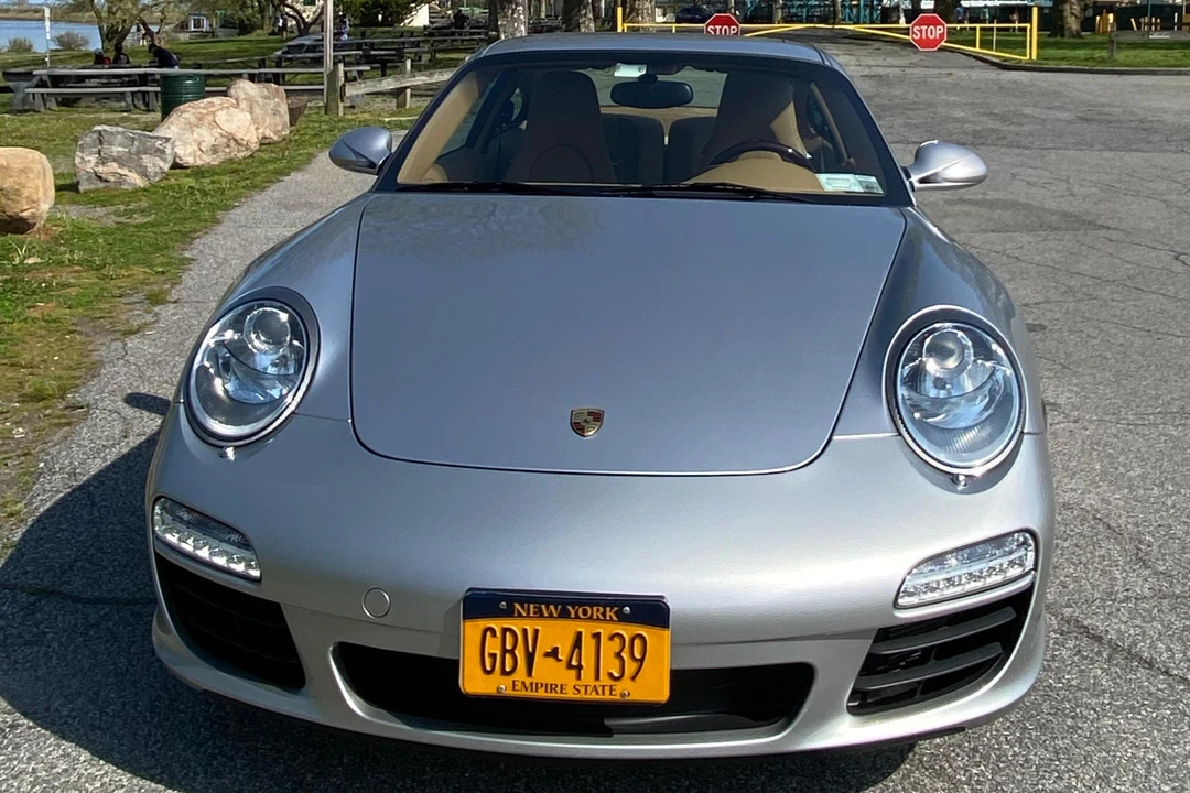 2011 Porsche 997 Carrera - Image 2 of 31