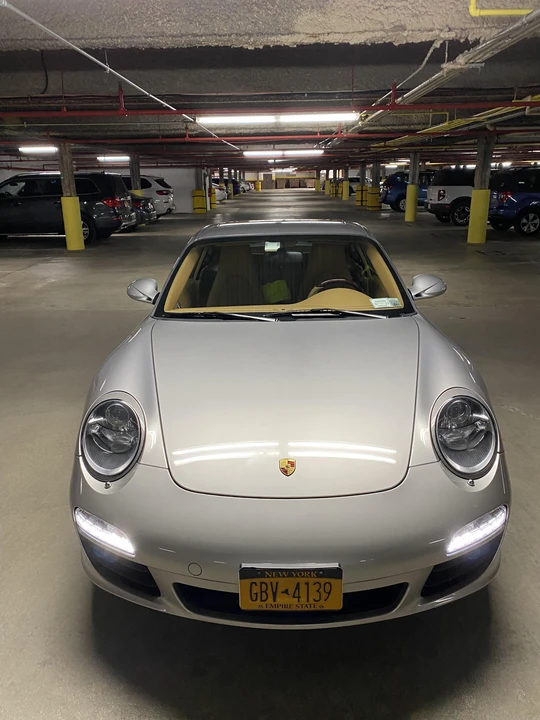 2011 Porsche 997 Carrera - Image 28 of 31