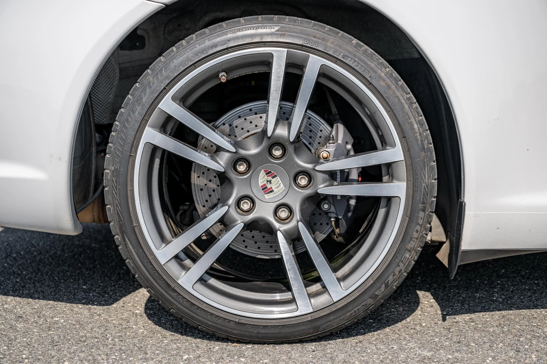 2011 Porsche 997 Carrera - Image 28 of 31