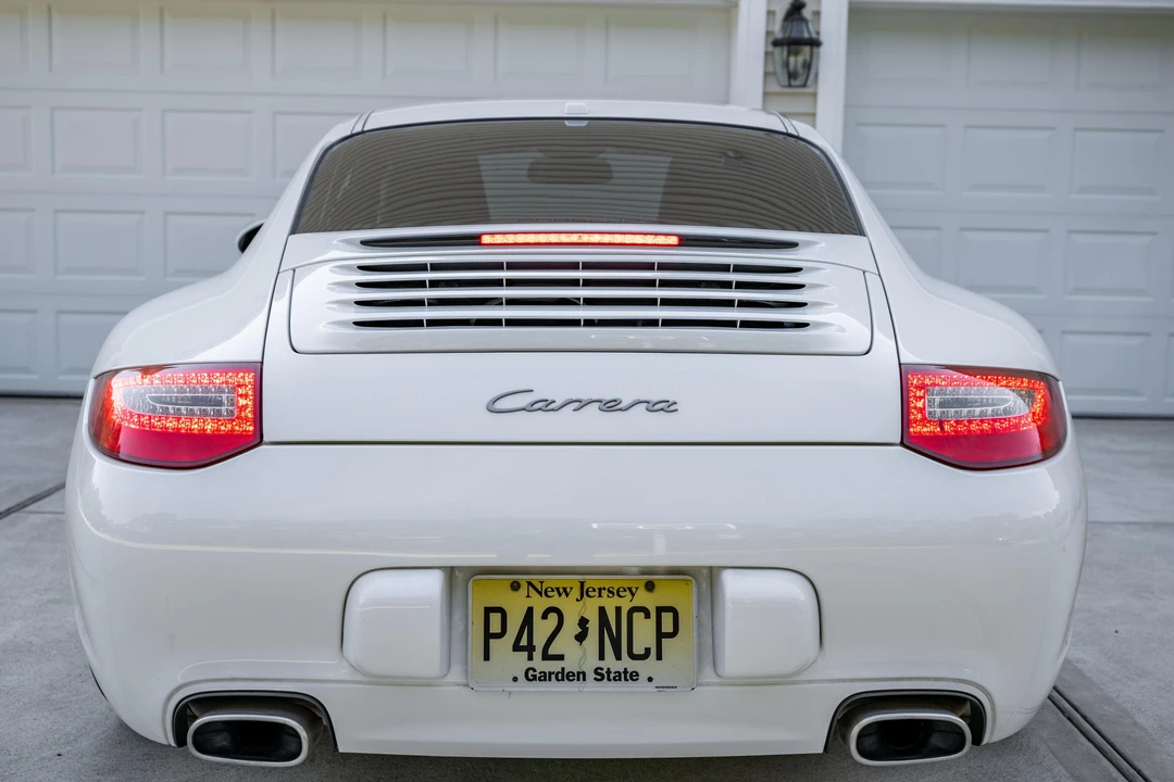 2011 Porsche 997 Carrera - Image 8 of 31