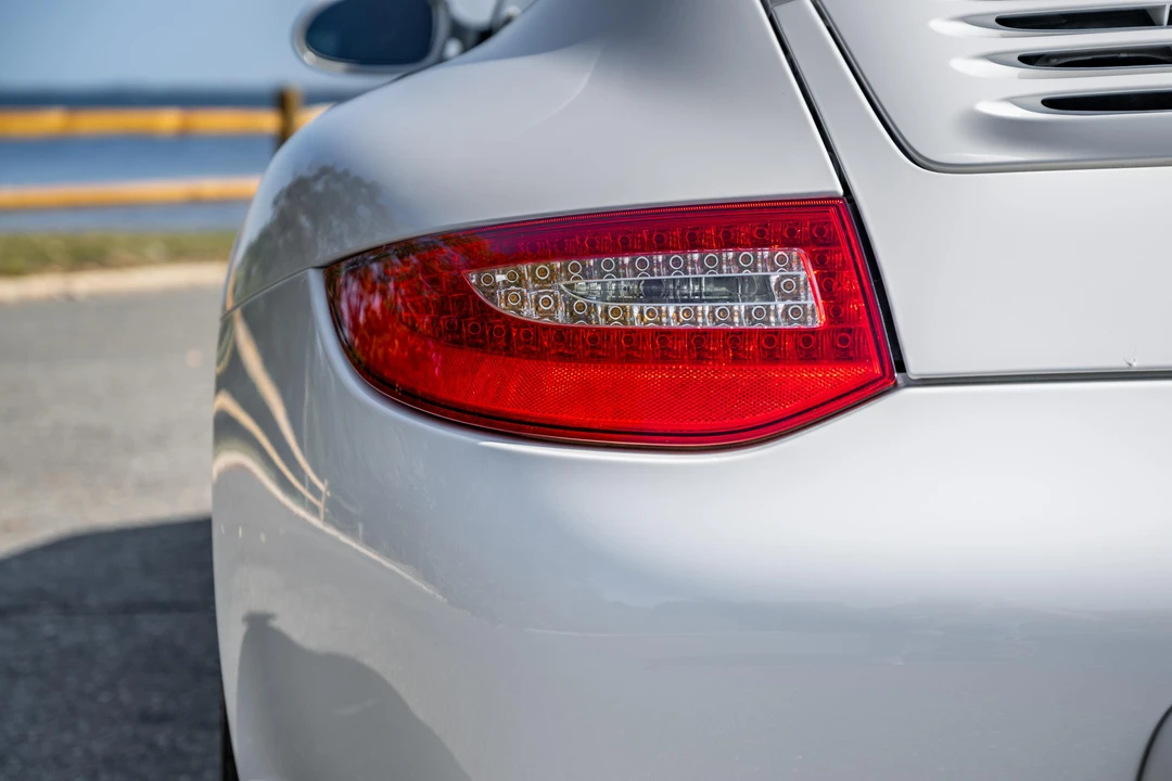 2011 Porsche 997 Carrera - Image 16 of 31