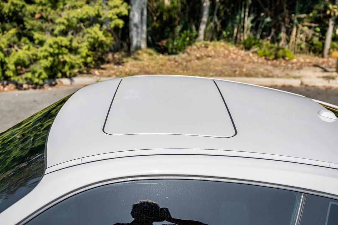 2011 Porsche 997 Carrera - Image 22 of 31