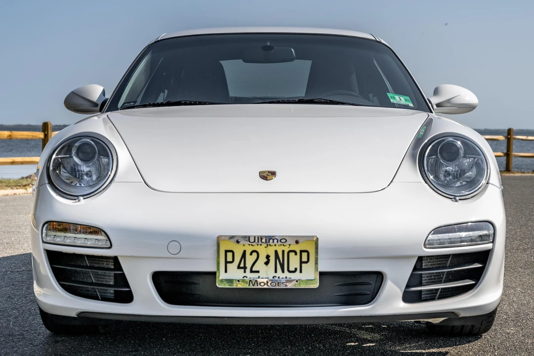 2011 Porsche 997 Carrera - Image 2 of 31