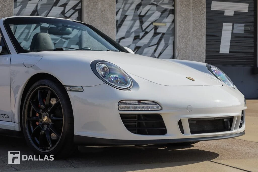 2011 Porsche 997 Carrera GTS - Image 2 of 31