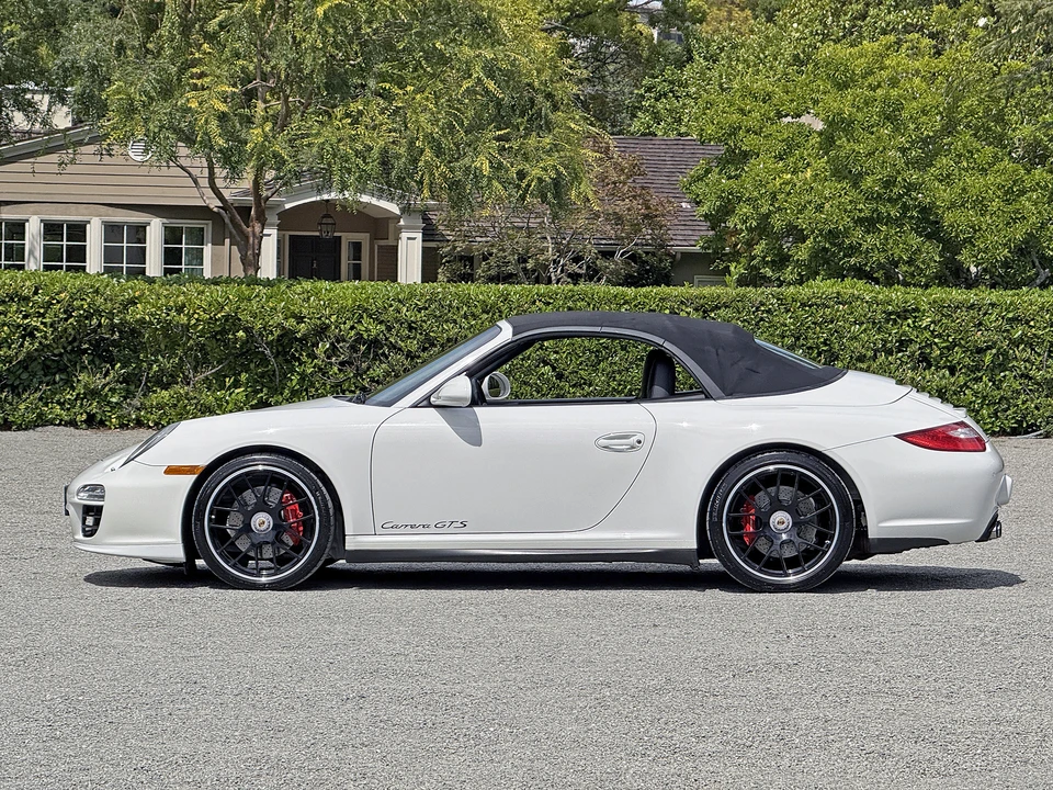 2011 Porsche 997 Carrera GTS - Image 7 of 31