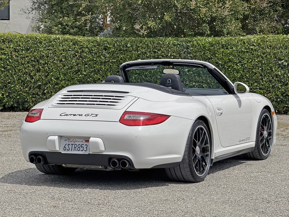 2011 Porsche 997 Carrera GTS - Image 18 of 31