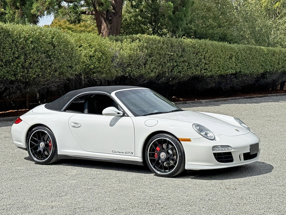 2011 Porsche 997 Carrera GTS - Image 25 of 31