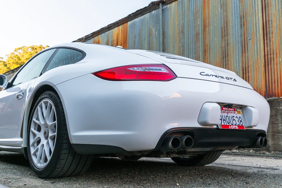 2011 Porsche 997 Carrera - Image 26 of 31