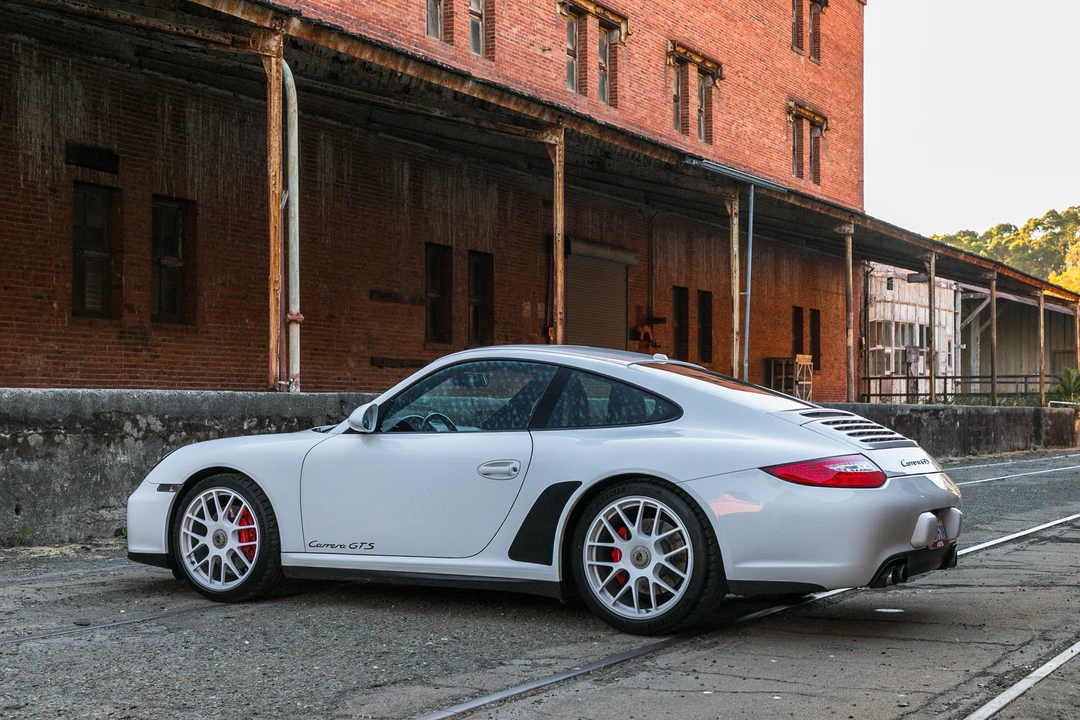 2011 Porsche 997 Carrera - Image 23 of 31