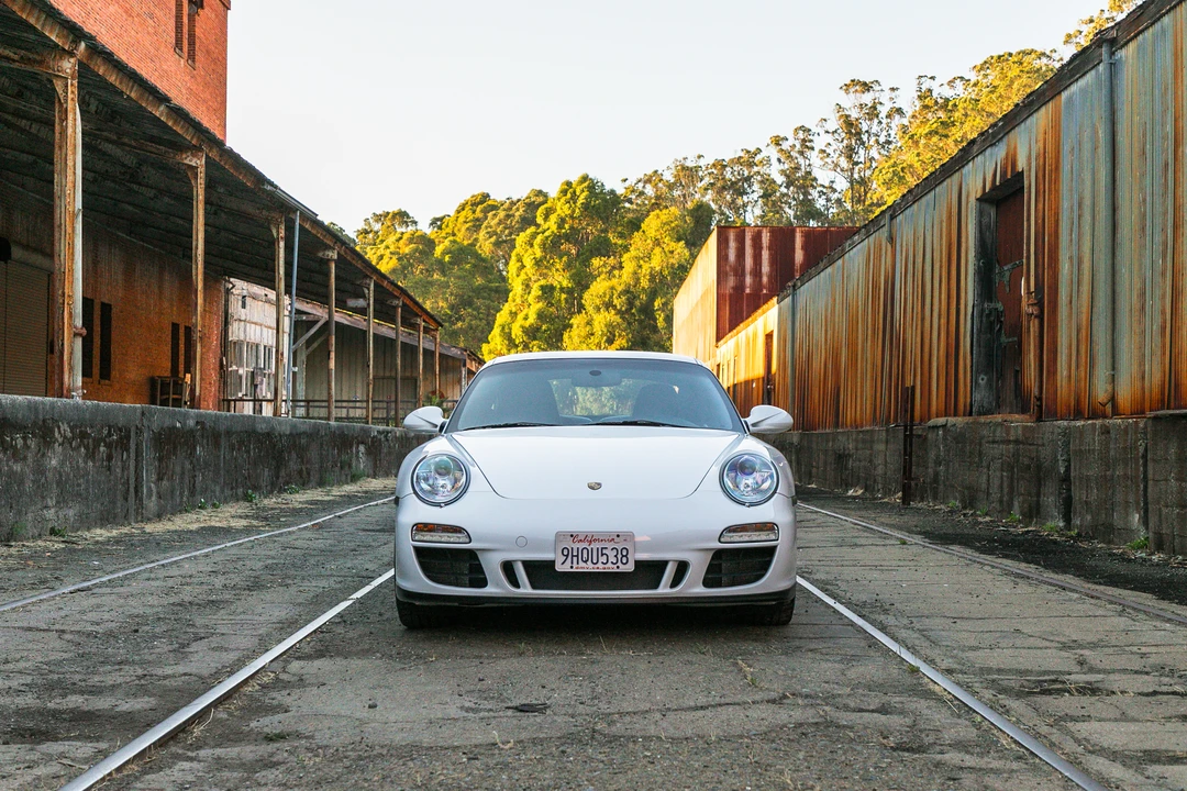 2011 Porsche 997 Carrera - Image 6 of 31