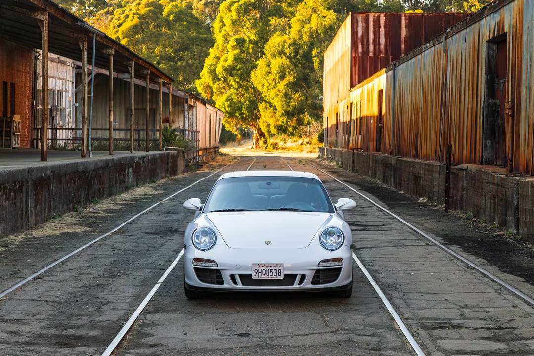 2011 Porsche 997 Carrera - Image 5 of 31