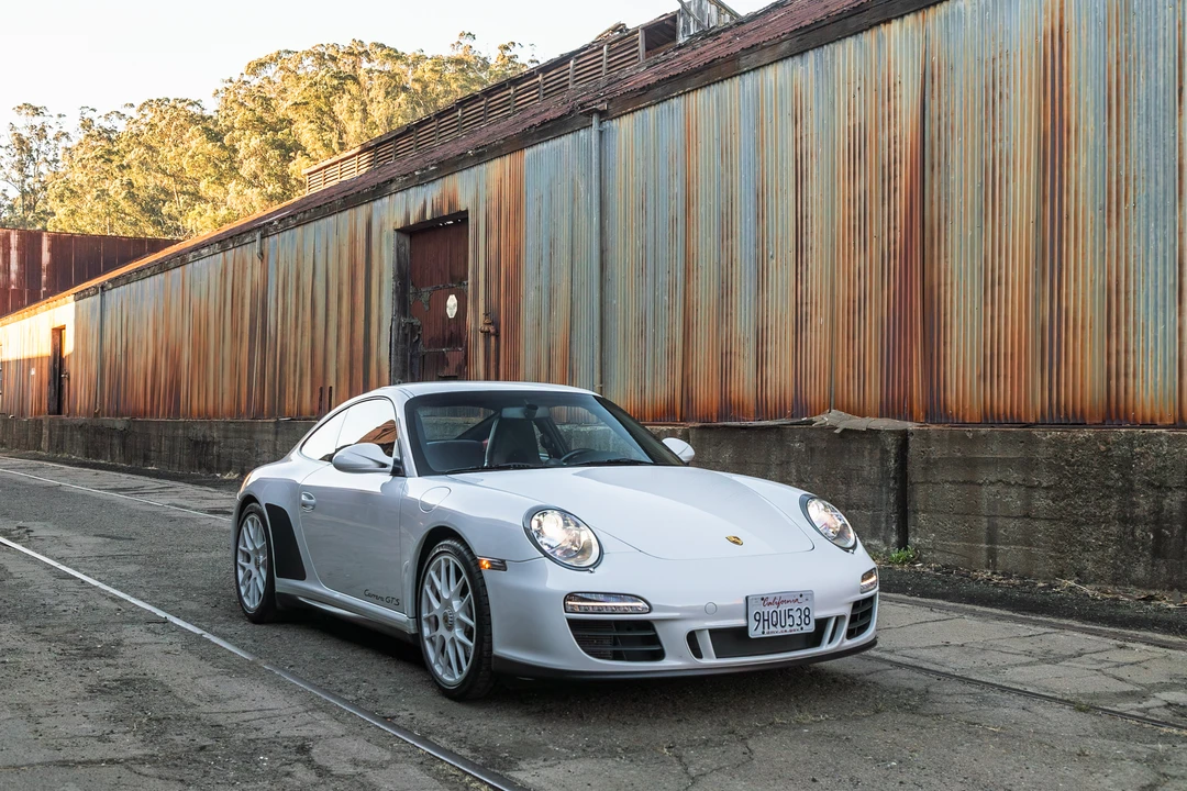 2011 Porsche 997 Carrera - Image 10 of 31