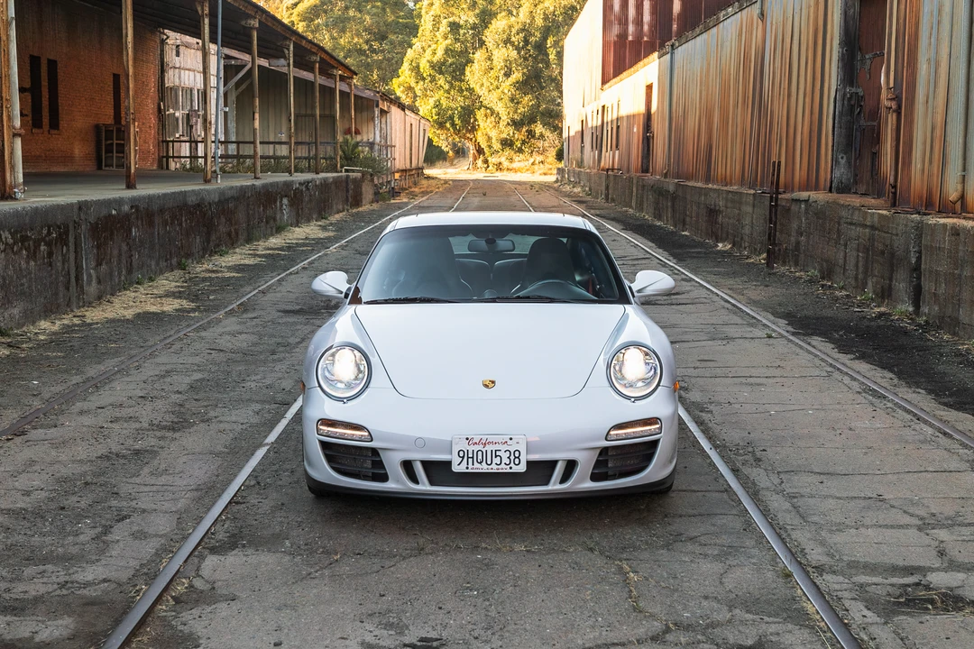 2011 Porsche 997 Carrera - Image 8 of 31