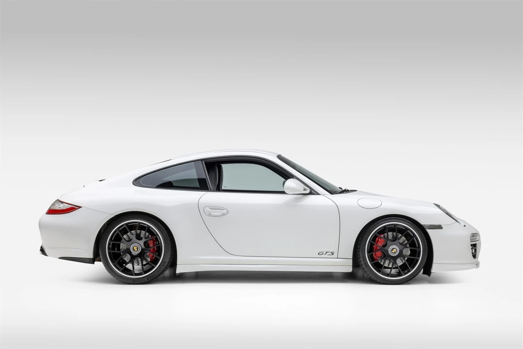 2011 Porsche 997 Carrera - Image 10 of 31