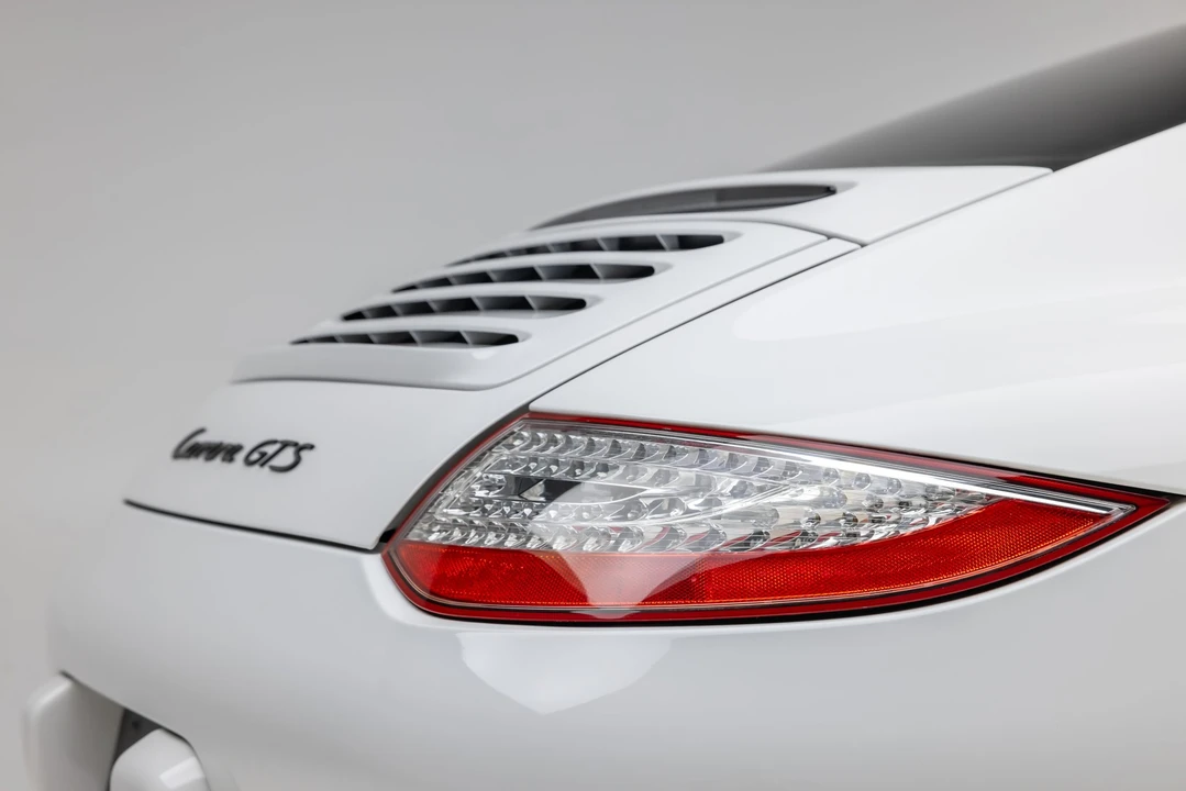 2011 Porsche 997 Carrera - Image 31 of 31