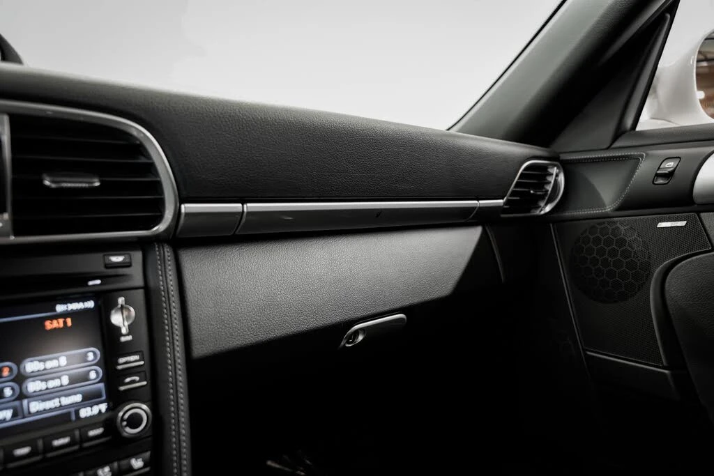 2011 Porsche 997 Carrera GTS - Image 17 of 31