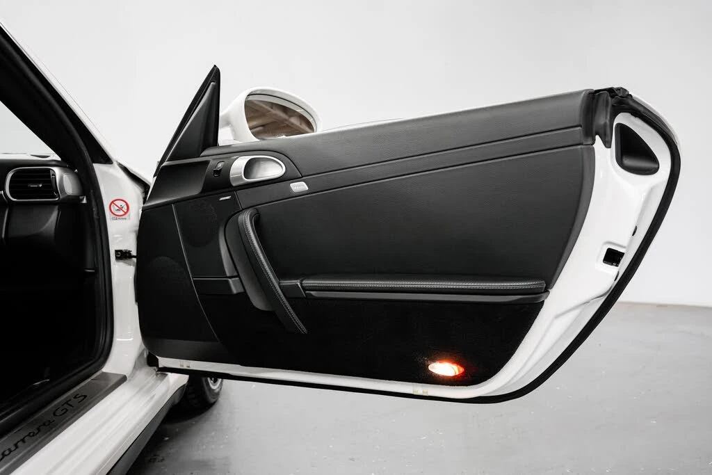 2011 Porsche 997 Carrera GTS - Image 24 of 31