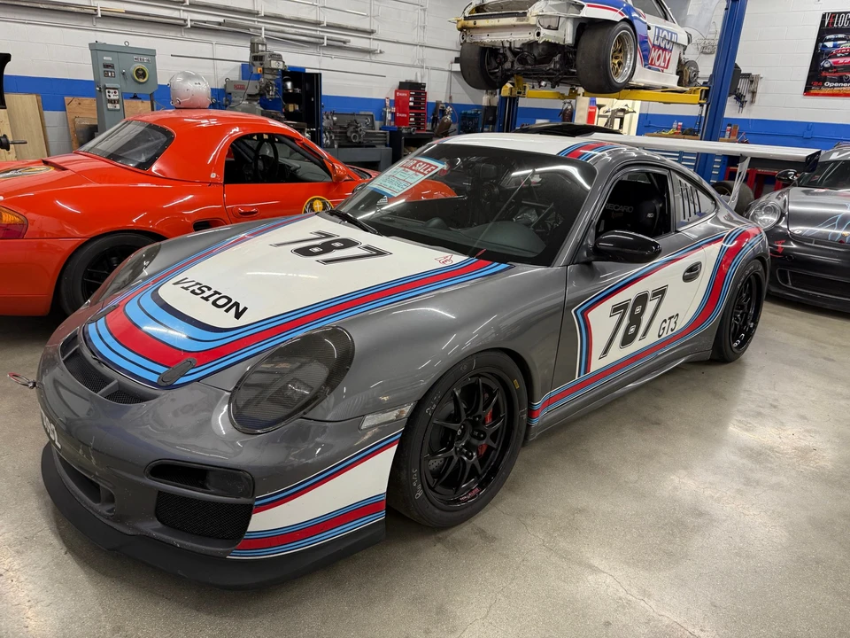 2011 Porsche 997 Carrera GTS - Image 2 of 31