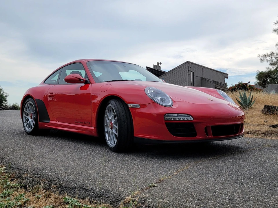 2011 Porsche 997 Carrera - Image 9 of 31